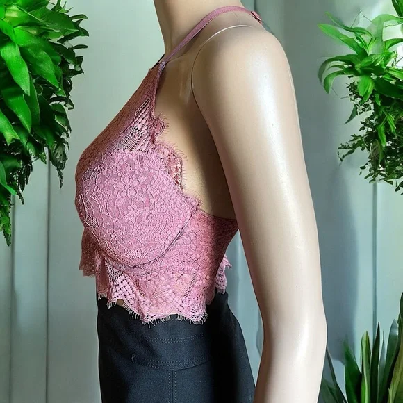 Victoria's Secret PINK Eyelash Lace High-Neck Bralette - Picture 15 of 16